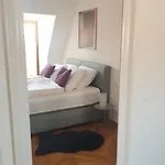 Modernes An Der Frauenkirche Apartament *