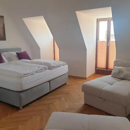 شقة Modernes An Der Frauenkirche دريسدن