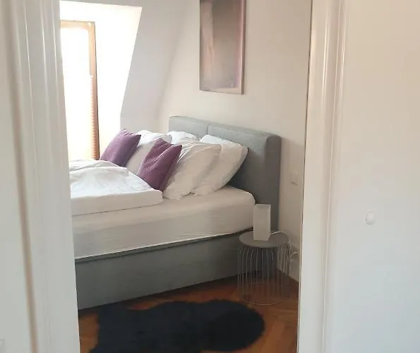 Modernes An Der Frauenkirche Apartman *