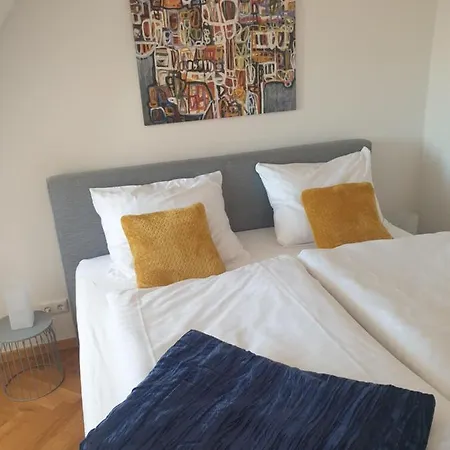 Apartment Modernes An Der Frauenkirche Dresden